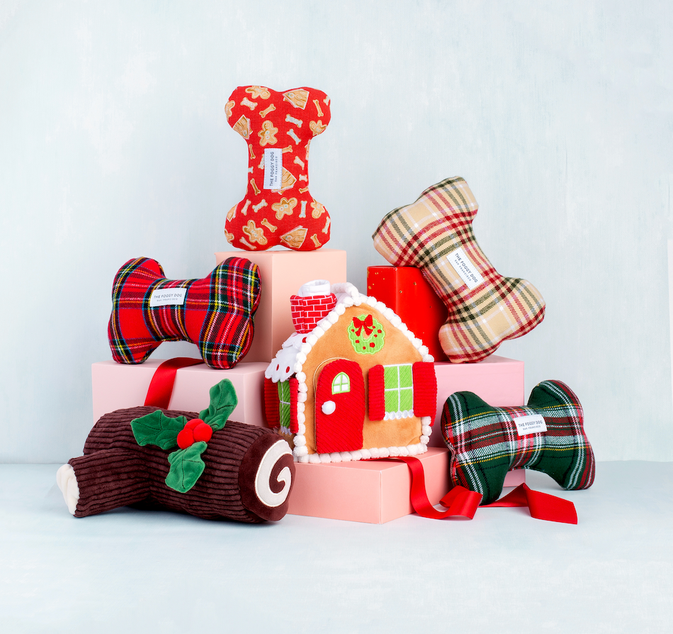 The Foggy Dog-Gingerbread House Interactive Snuffle Holiday Dog Toy