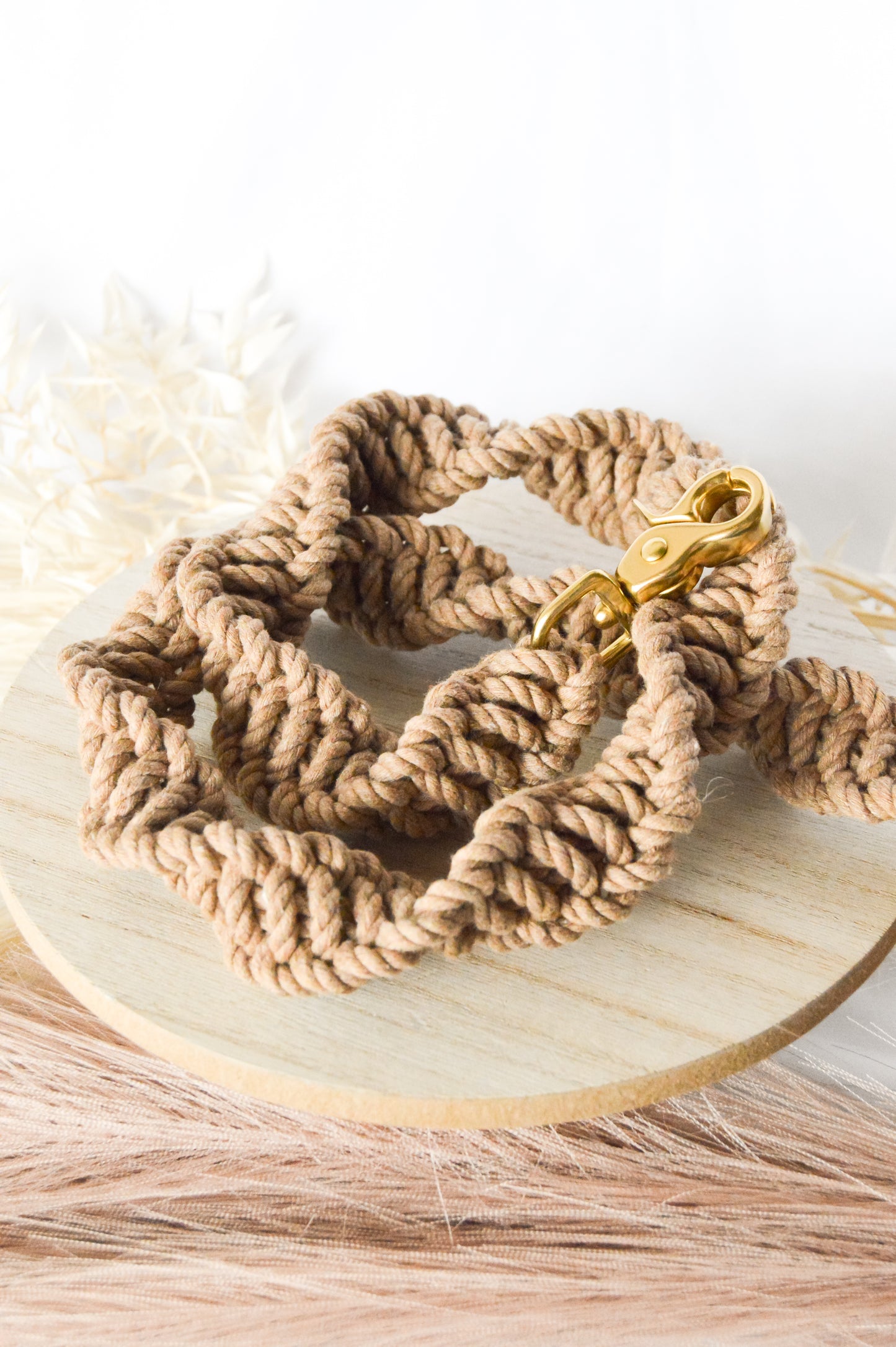 Ember & Ivory- Java Macrame Dog Leash w/ Natural Leather Handle--5 ft