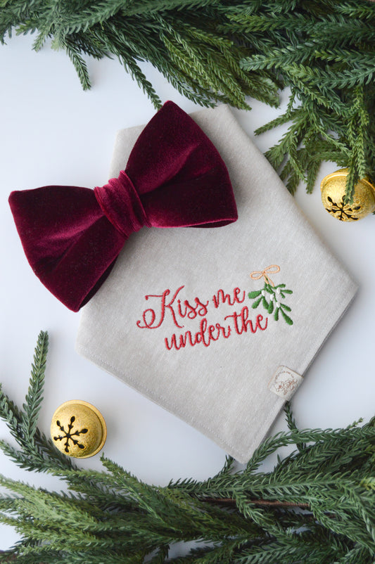 Winterberry Sailor Bow/Bow Tie