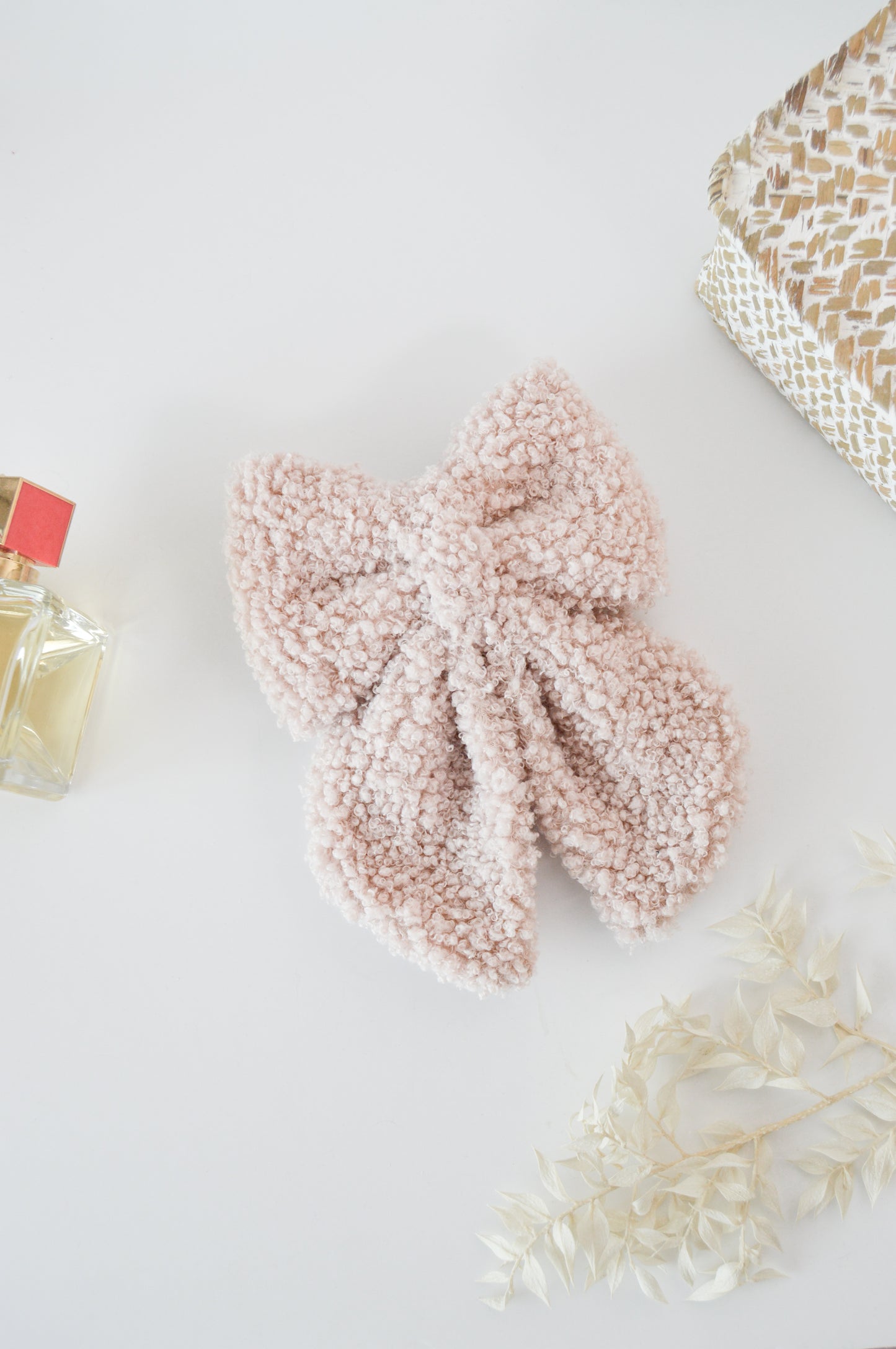 Cloud Sherpa Sailor Bow & Bow Tie